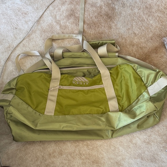 Kelty Green Travel Bag for Women base camp hauler 3 - Picture 1 of 5